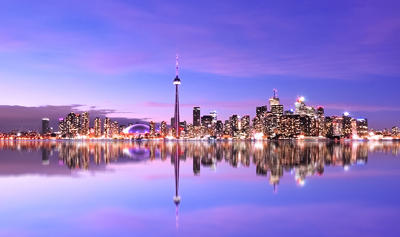 Toronto skyline at night.